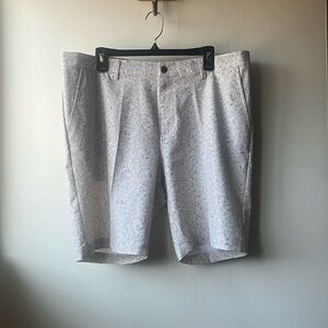 Adidas Men’s Flag Print Golf Shorts Size 36 NWT
